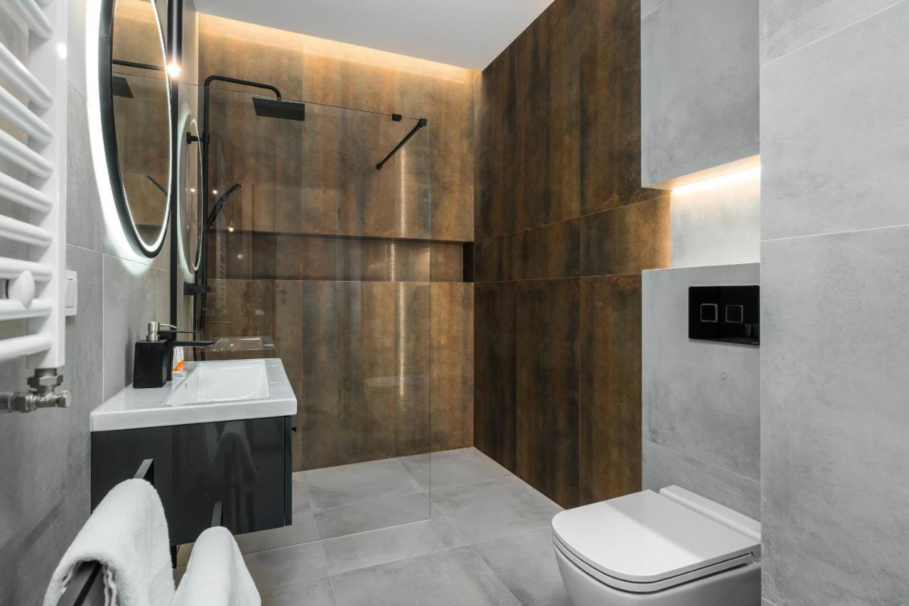 Apartments Poznan Chwaliszewo Residence With Free Garage By Noclegi Renters Экстерьер фото