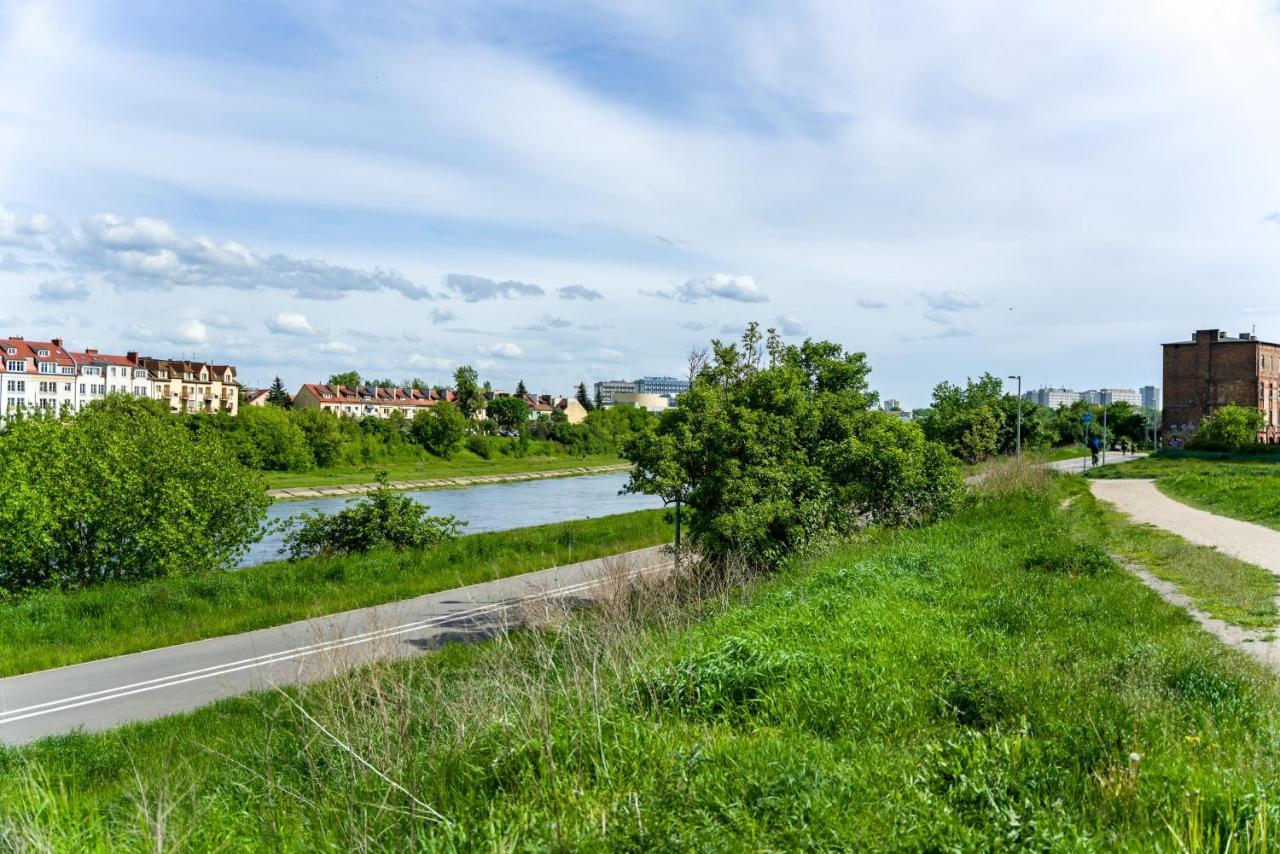 Apartments Poznan Chwaliszewo Residence With Free Garage By Noclegi Renters Экстерьер фото
